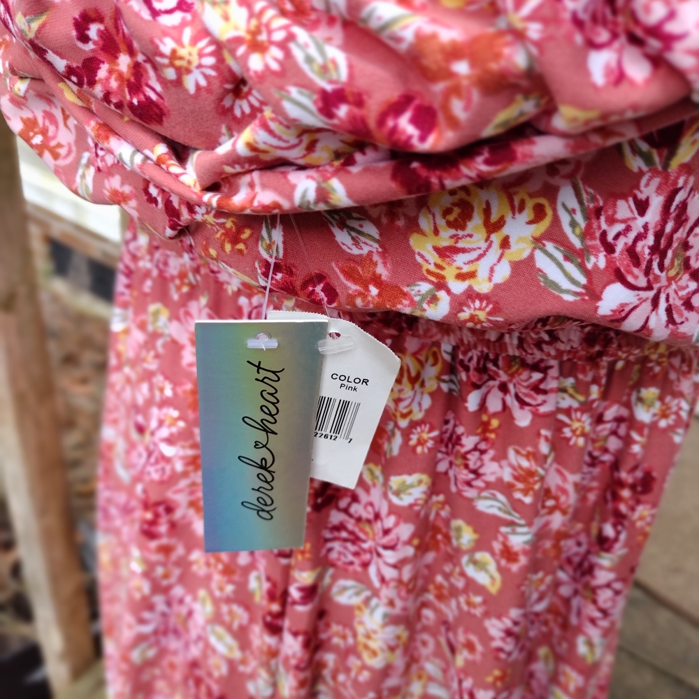 Derek Heart Pink Floral Dress - Picture 3 of 4